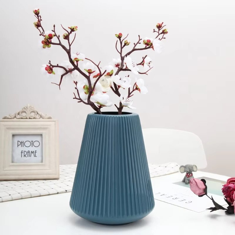 Flower Vase for Home Decoration